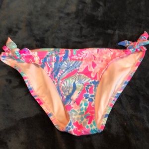 New Lilly Pulitzer bikini bottom. Sz6